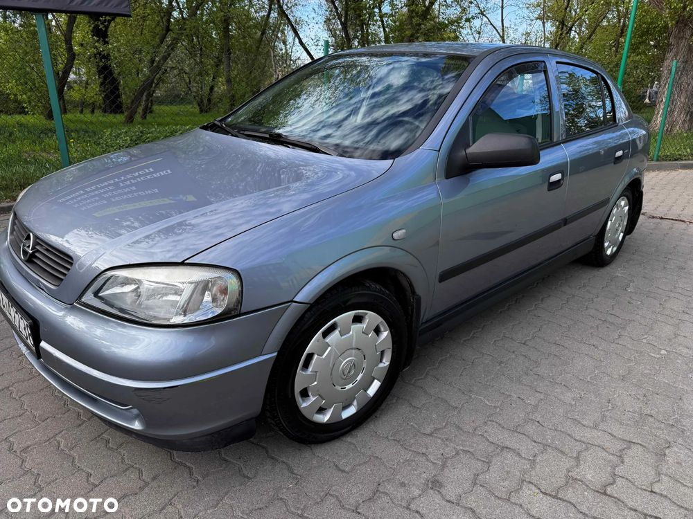 Opel Astra - 2