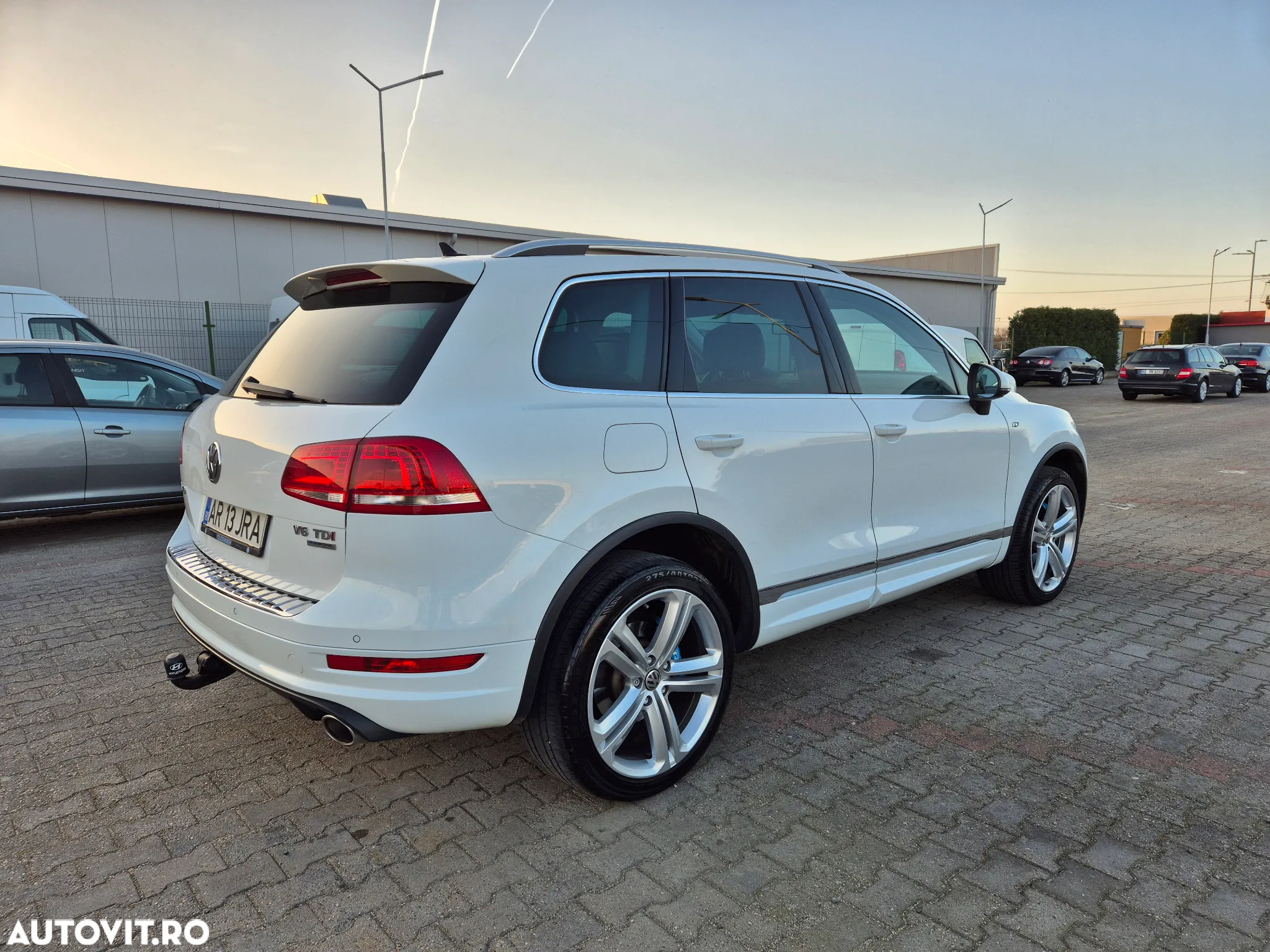 Volkswagen Touareg 3.0 V6 TDI 4Motion DPF Automatik - 4