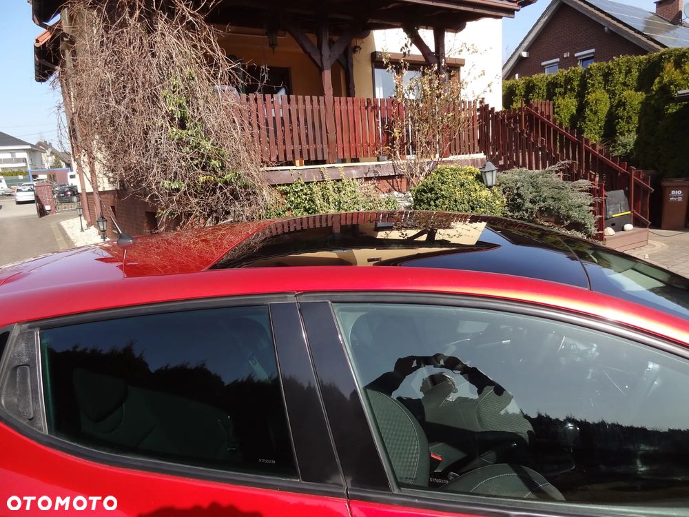 Renault Clio Energy TCe 120 EDC GT - 4