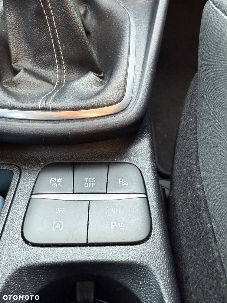 Ford Puma 1.0 EcoBoost Hybrid TITANIUM - 9