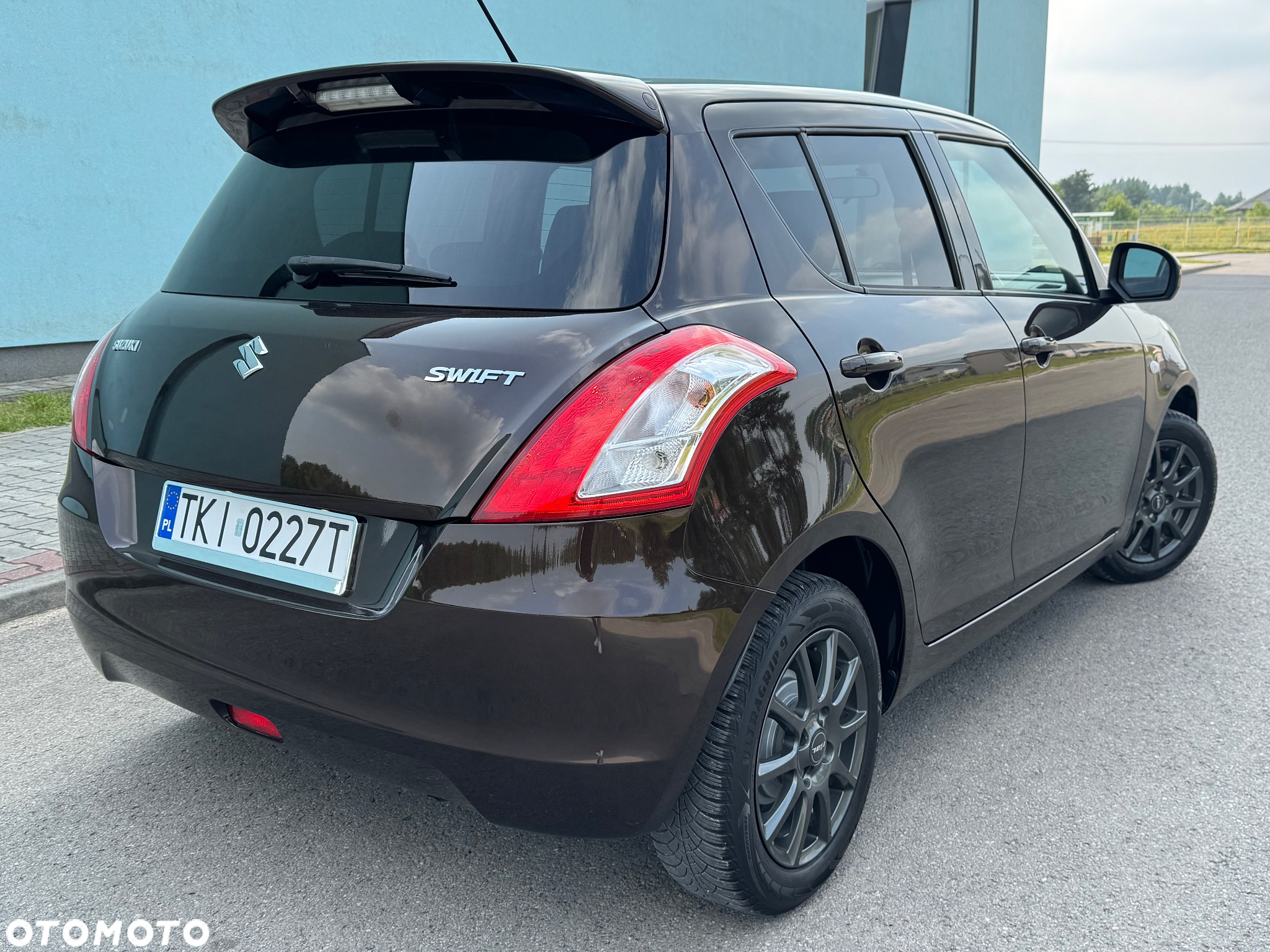 Suzuki Swift 1.2 Premium - 3