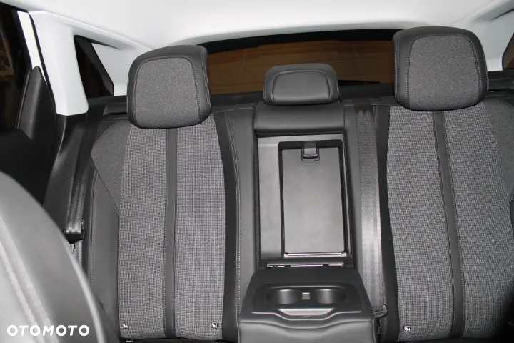 Peugeot 3008 1.2 PureTech GPF Allure S&S EAT8 - 21