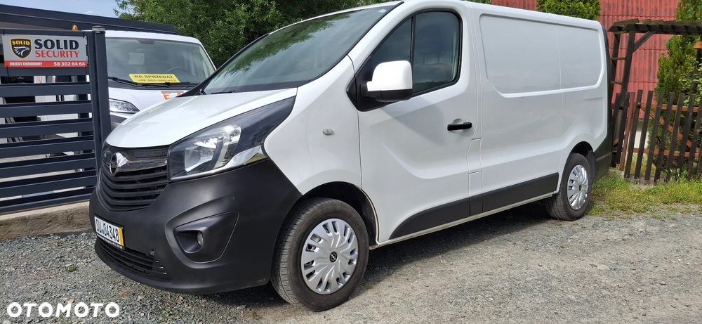Opel Vivaro - 1