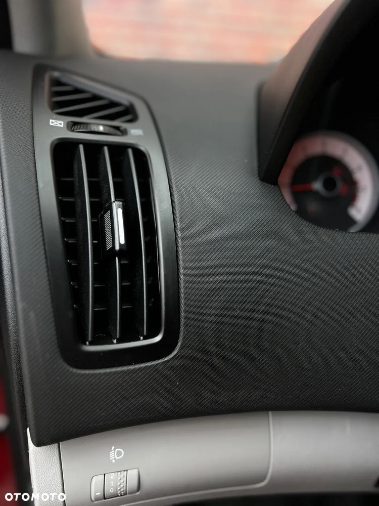 Kia Ceed - 26