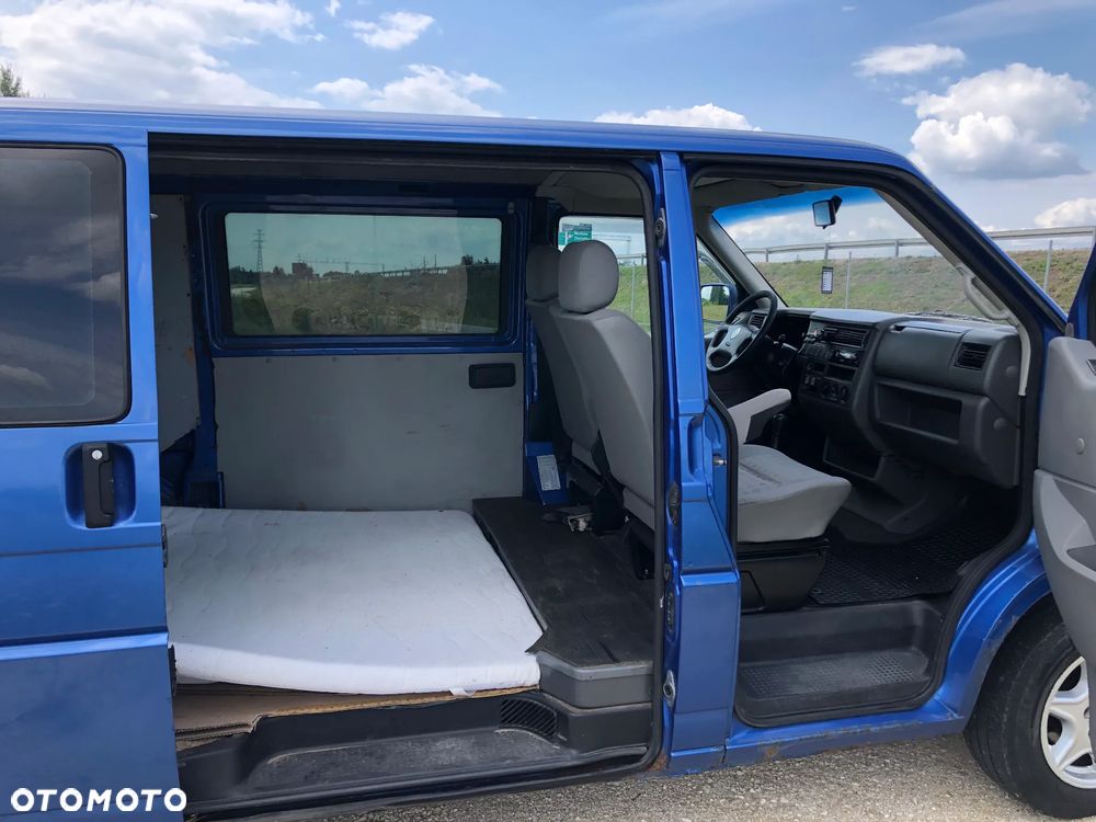 Volkswagen Transporter - 18