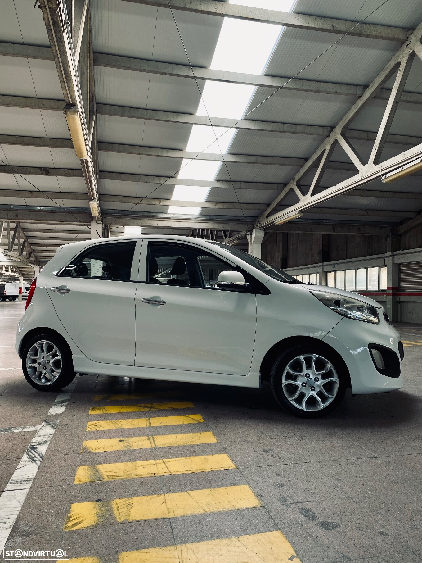 Kia Picanto 1.0 CVVT More - 6