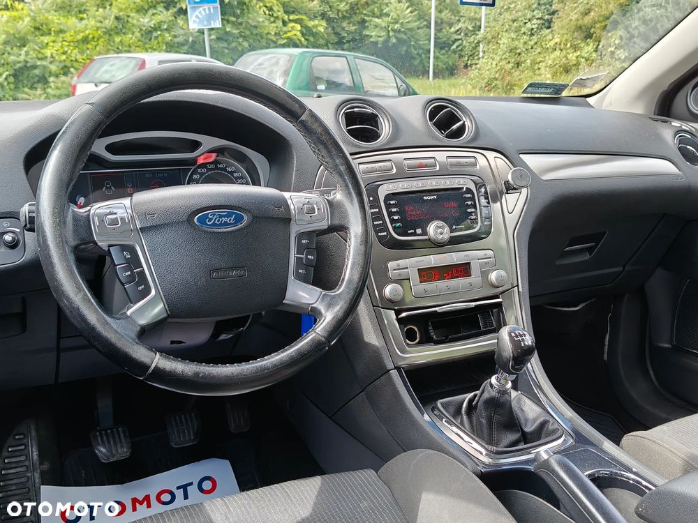 Ford Mondeo 1.8 TDCi Ghia - 15