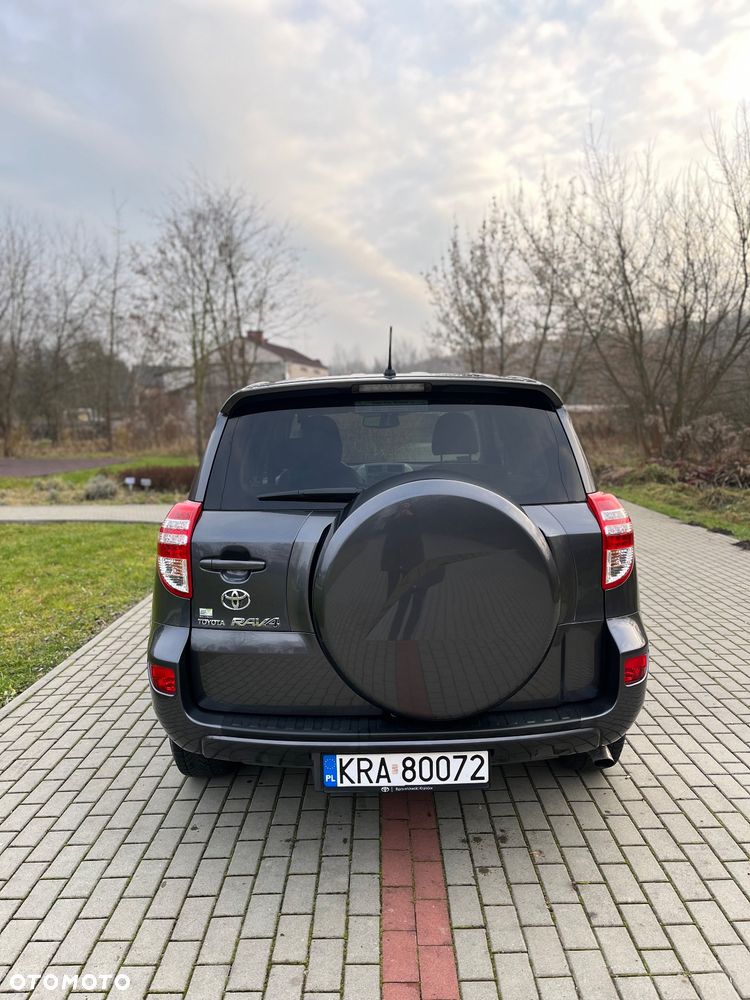 Toyota RAV4 - 5