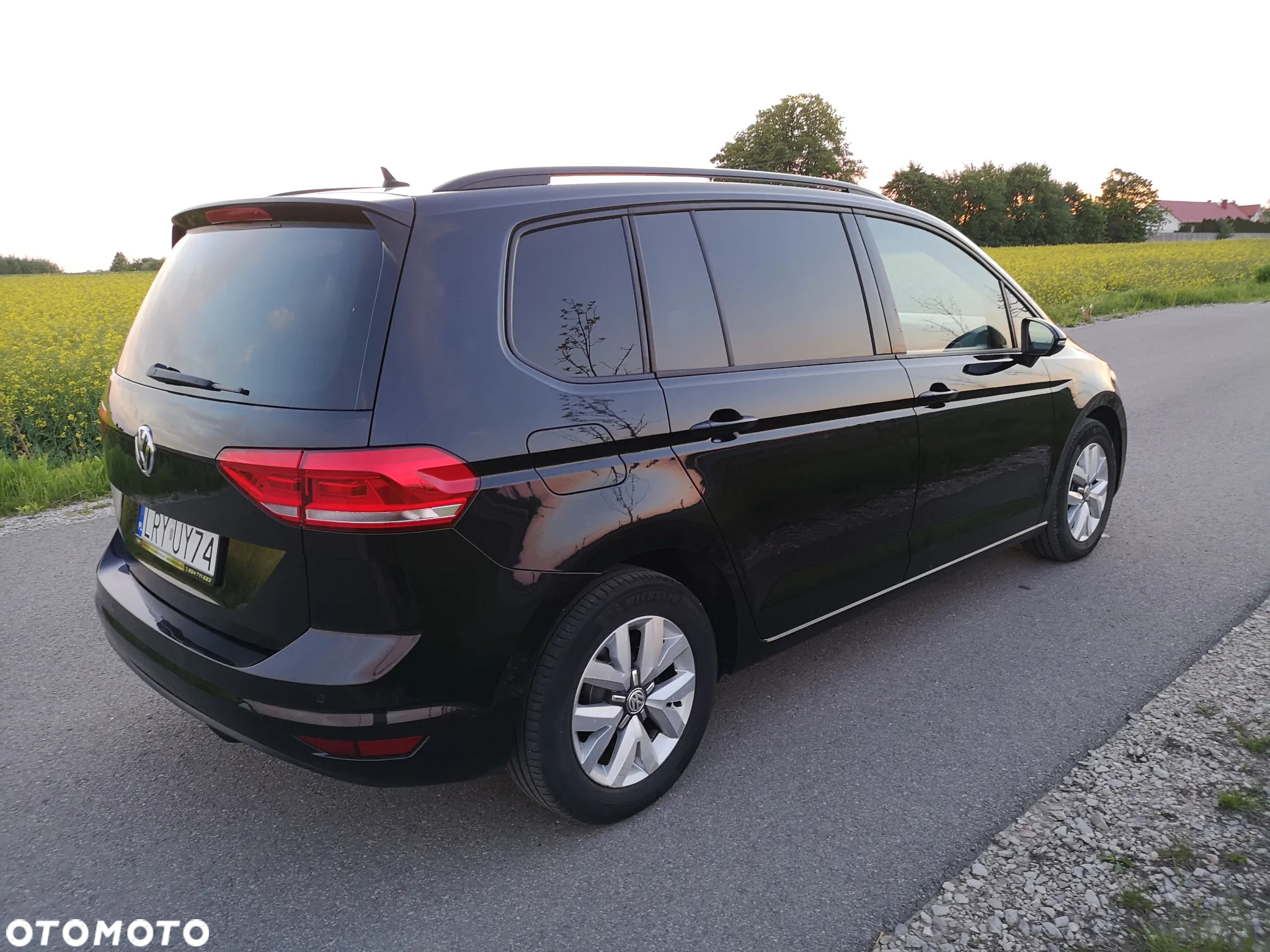 Volkswagen Touran 2.0 TDI SCR DSG Comfortline - 26