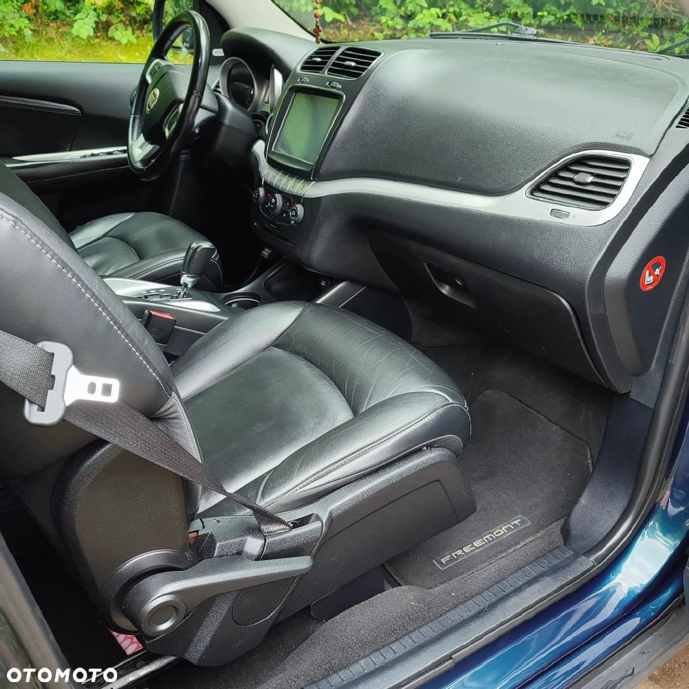 Fiat Freemont 2.0 Multijet 16V DPF Automatik Allrad Lounge - 12