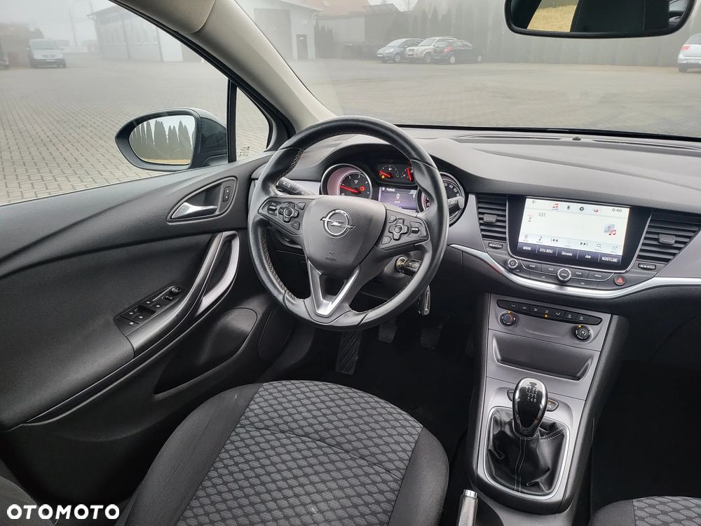 Opel Astra - 28
