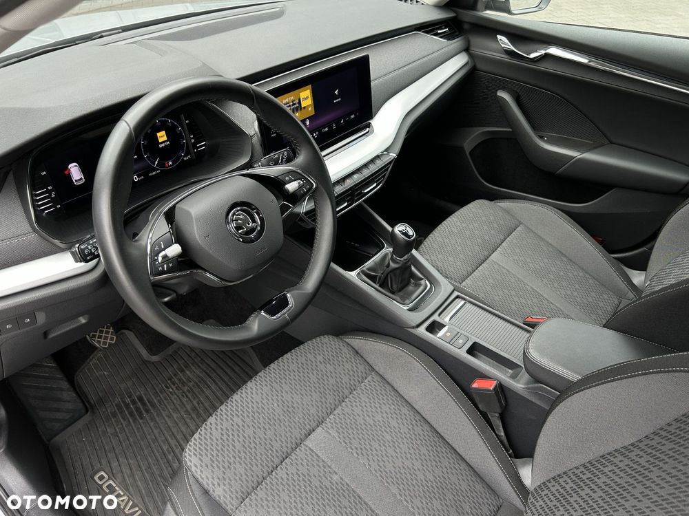 Skoda Octavia 1.5 TSI ACT Style - 8