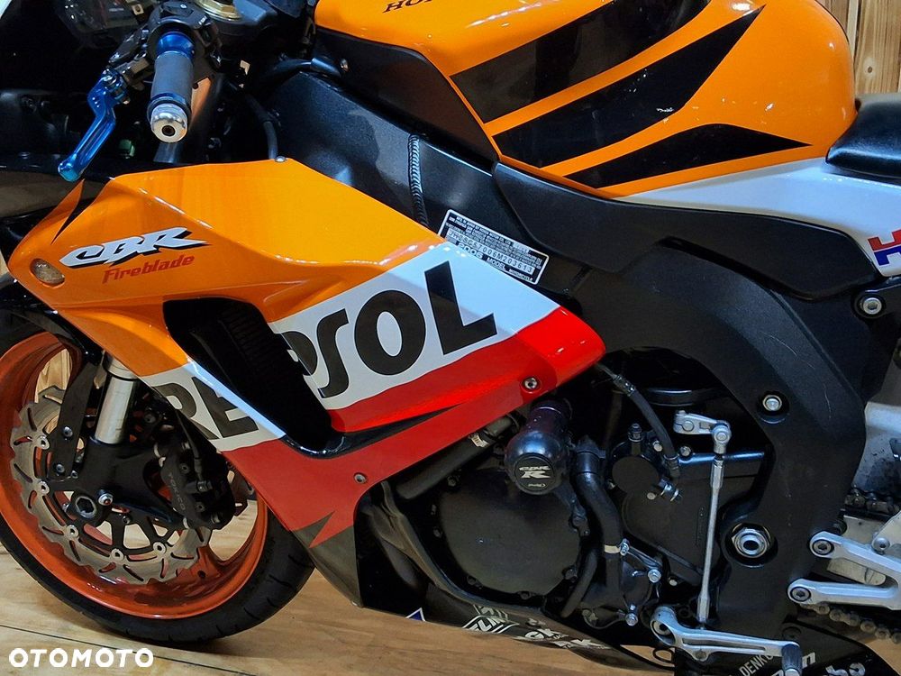 Honda CBR - 9
