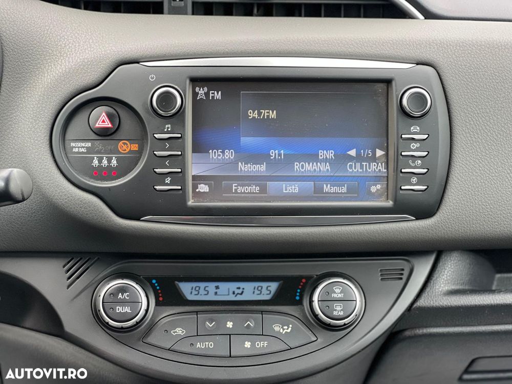 Toyota Yaris - 15