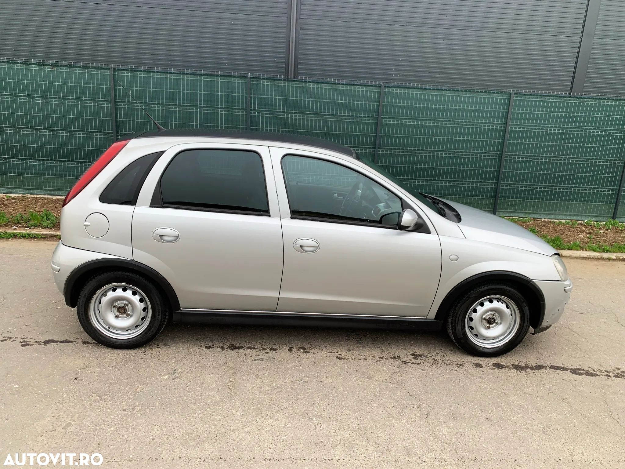 Opel Corsa - 1