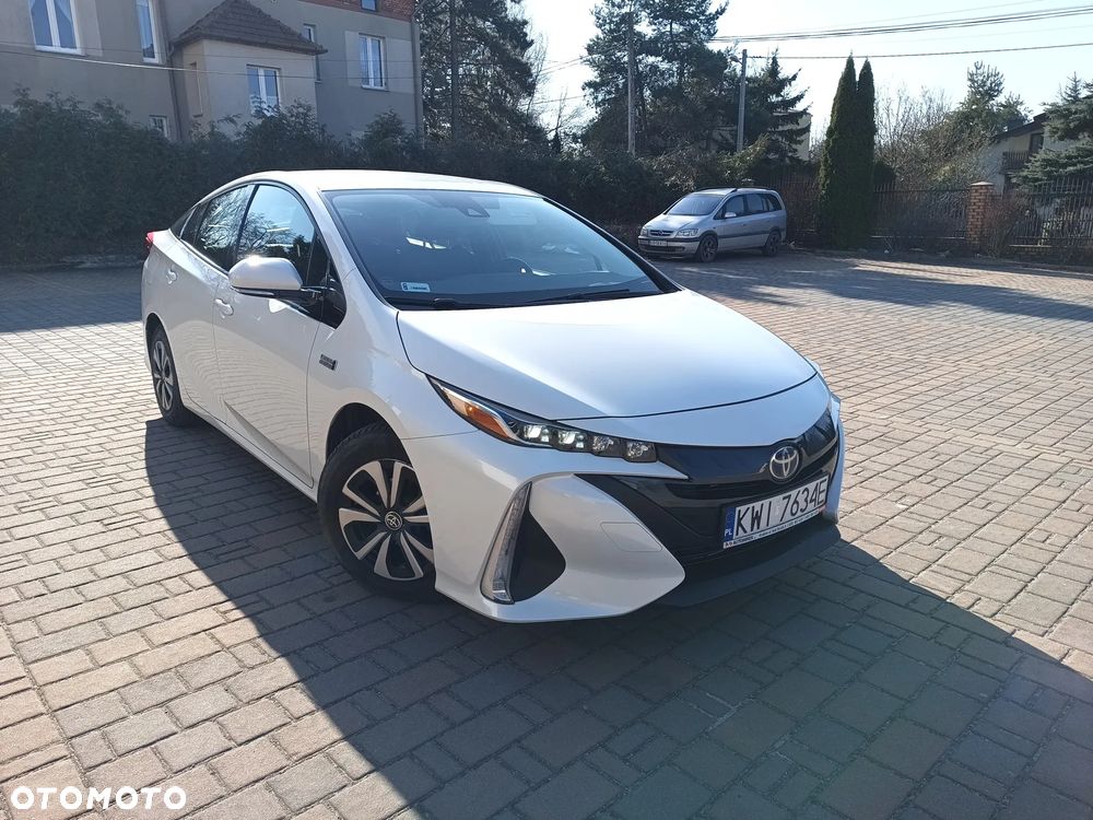 Toyota Prius - 1