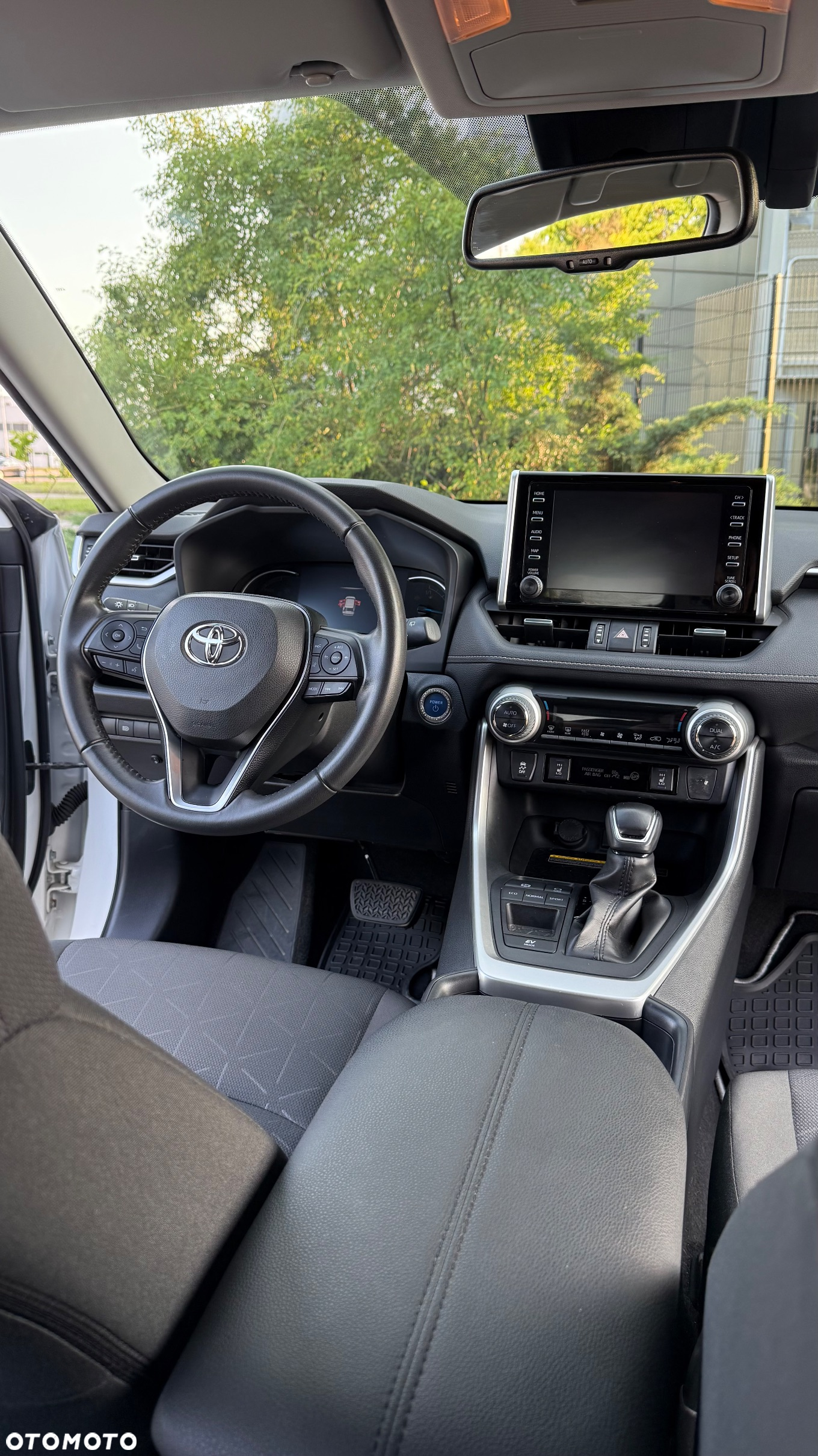 Toyota RAV4 2.5 Hybrid Comfort 4x2 - 10