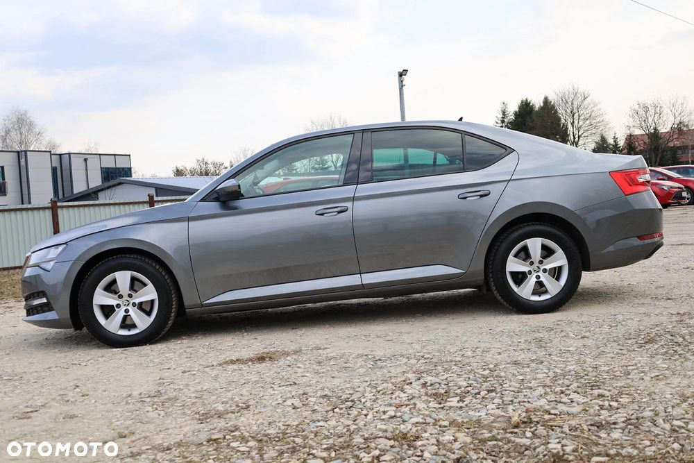 Skoda Superb 2.0 TDI SCR Active DSG - 8
