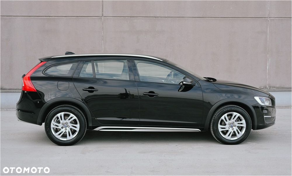 Volvo V60 Cross Country D4 Geartronic Summum - 9