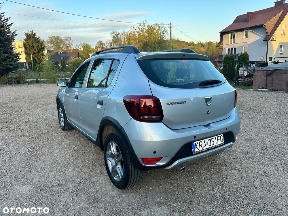 Dacia Sandero - 10