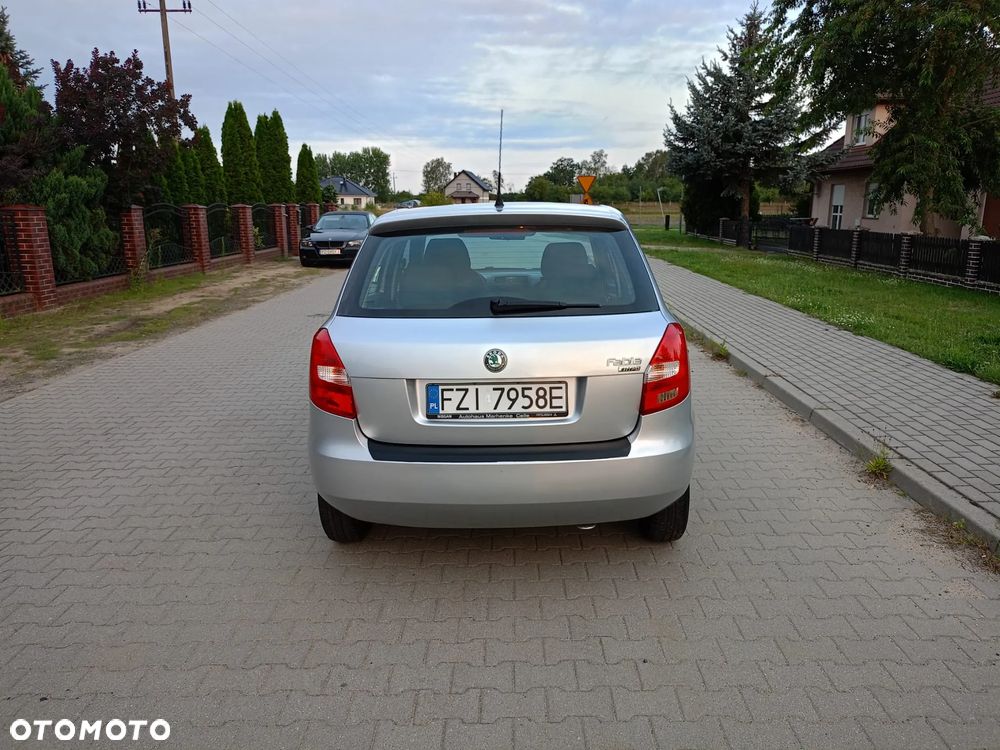 Skoda Fabia - 6