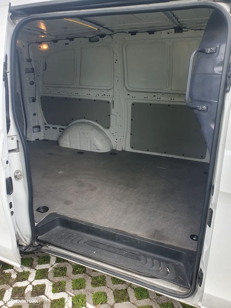 Mercedes-Benz Vito 119CDI Automática - 8