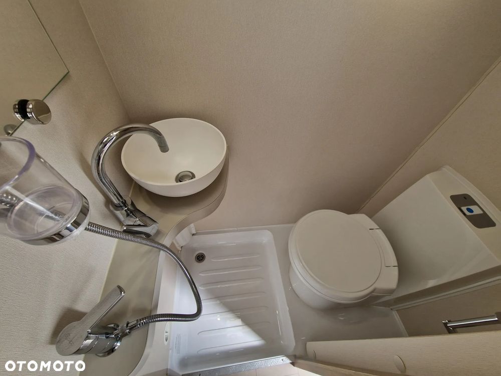 Elddis Xplore 304 - 16