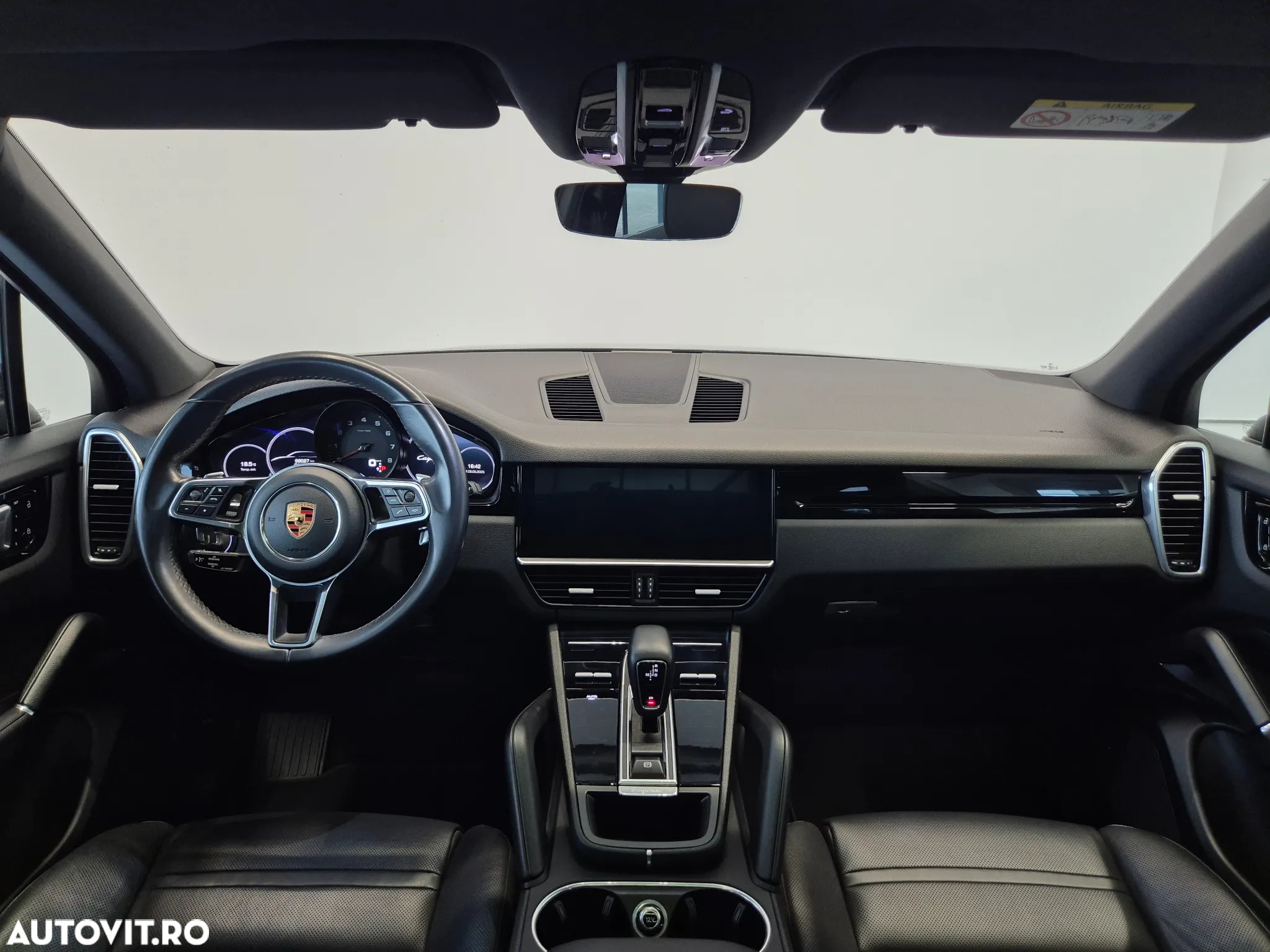 Porsche Cayenne Standard - 15