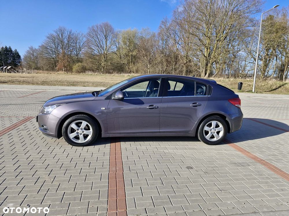 Chevrolet Cruze 1.8 LT+ - 14