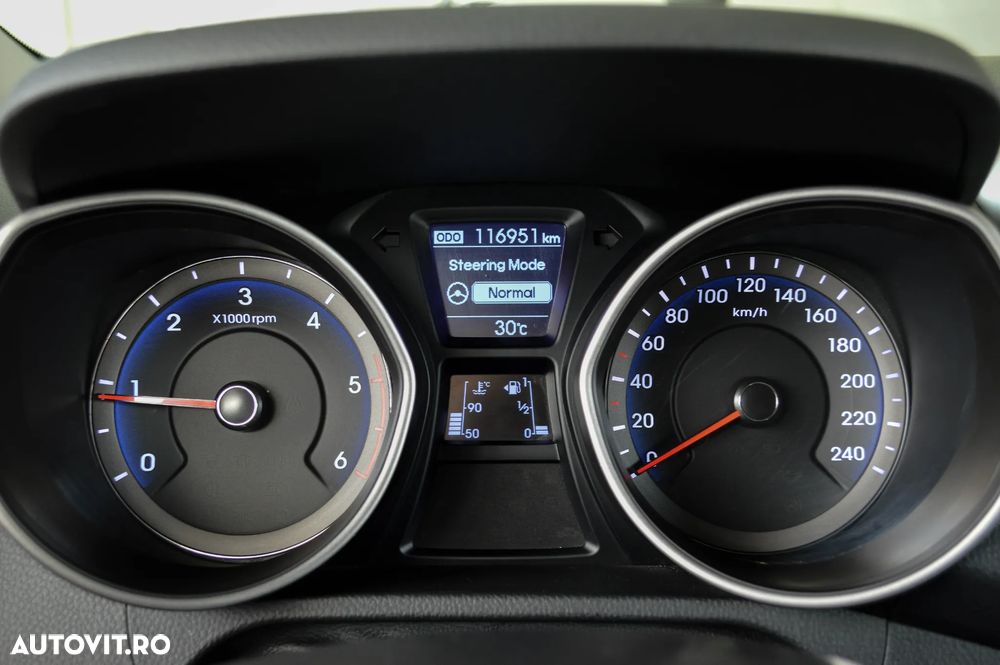 Hyundai i30 1.4 CRDi DPF 5DR Comfort - 8