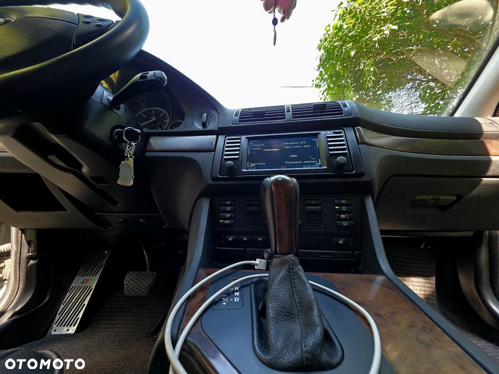 BMW Seria 5 - 13