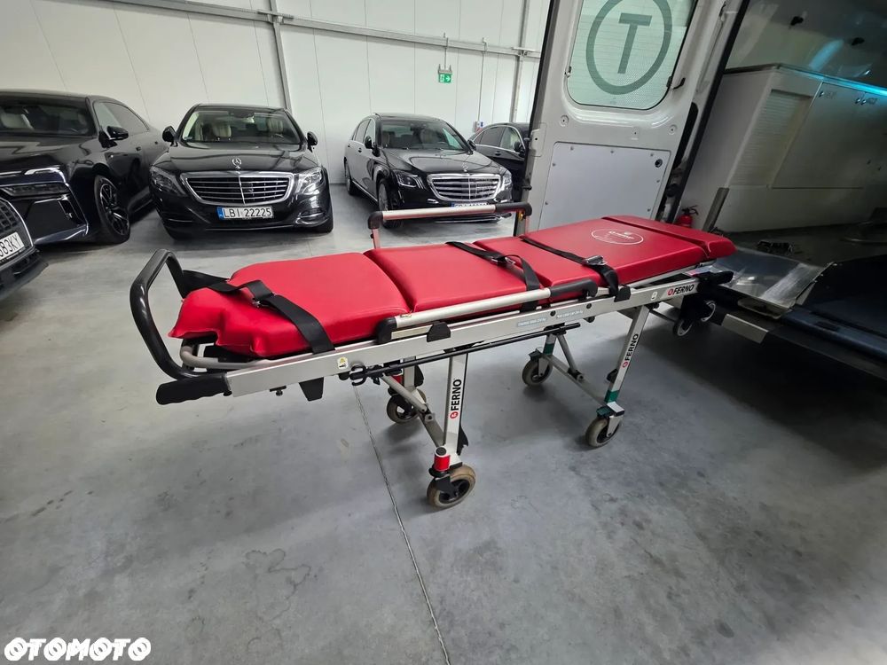 Peugeot Boxer L2H2 Ambulans - 26