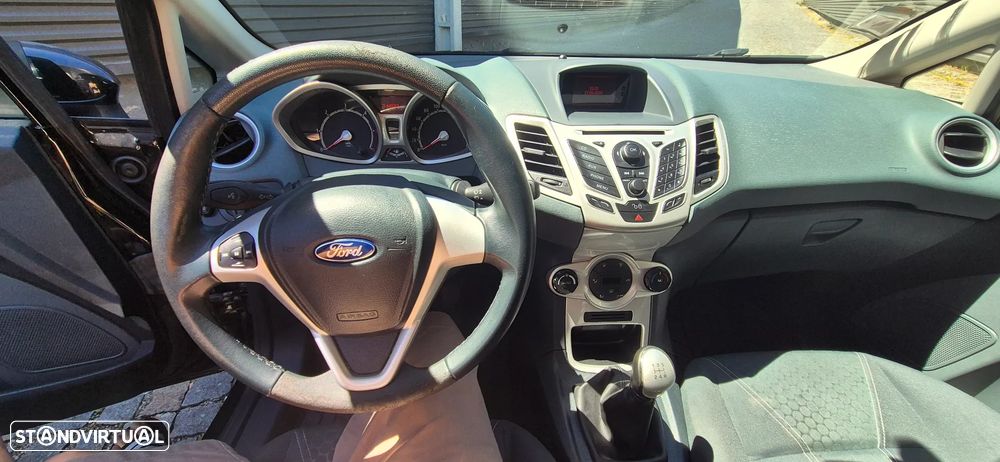 Ford Fiesta 1.4 TDCI Titanium - 8