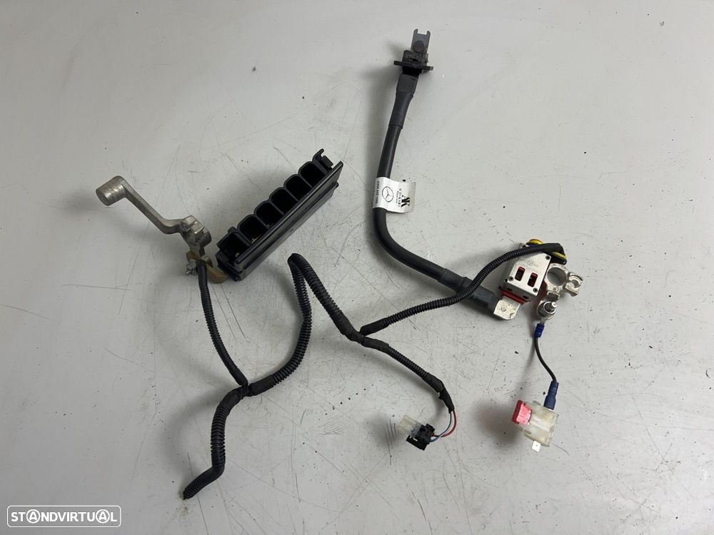 Cabos da Bateria Usado MERCEDES-BENZ SPRINTER 3,5-t (906) 313 CDI REF. A90644010... - 1