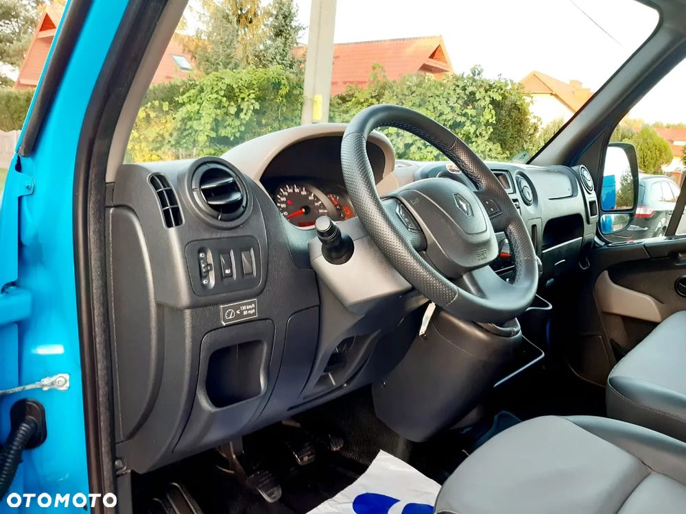 Renault Master - 32