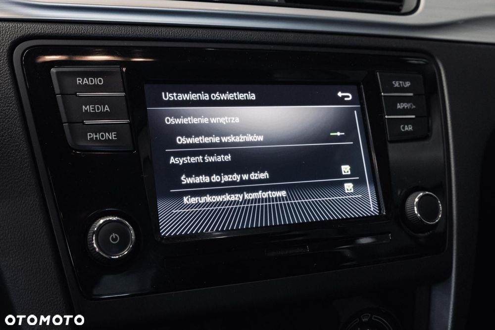 Skoda RAPID 1.0 TSI Ambition - 21