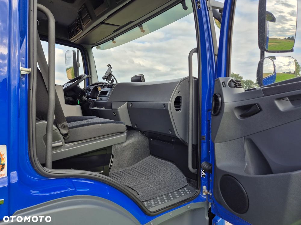 Mercedes-Benz Atego 1224 7.75m TOP1 STAN WINDA HAK z Niemiec tylko 320 000km UBRANIÓWKA czyściutki 6 cylindrów - 34