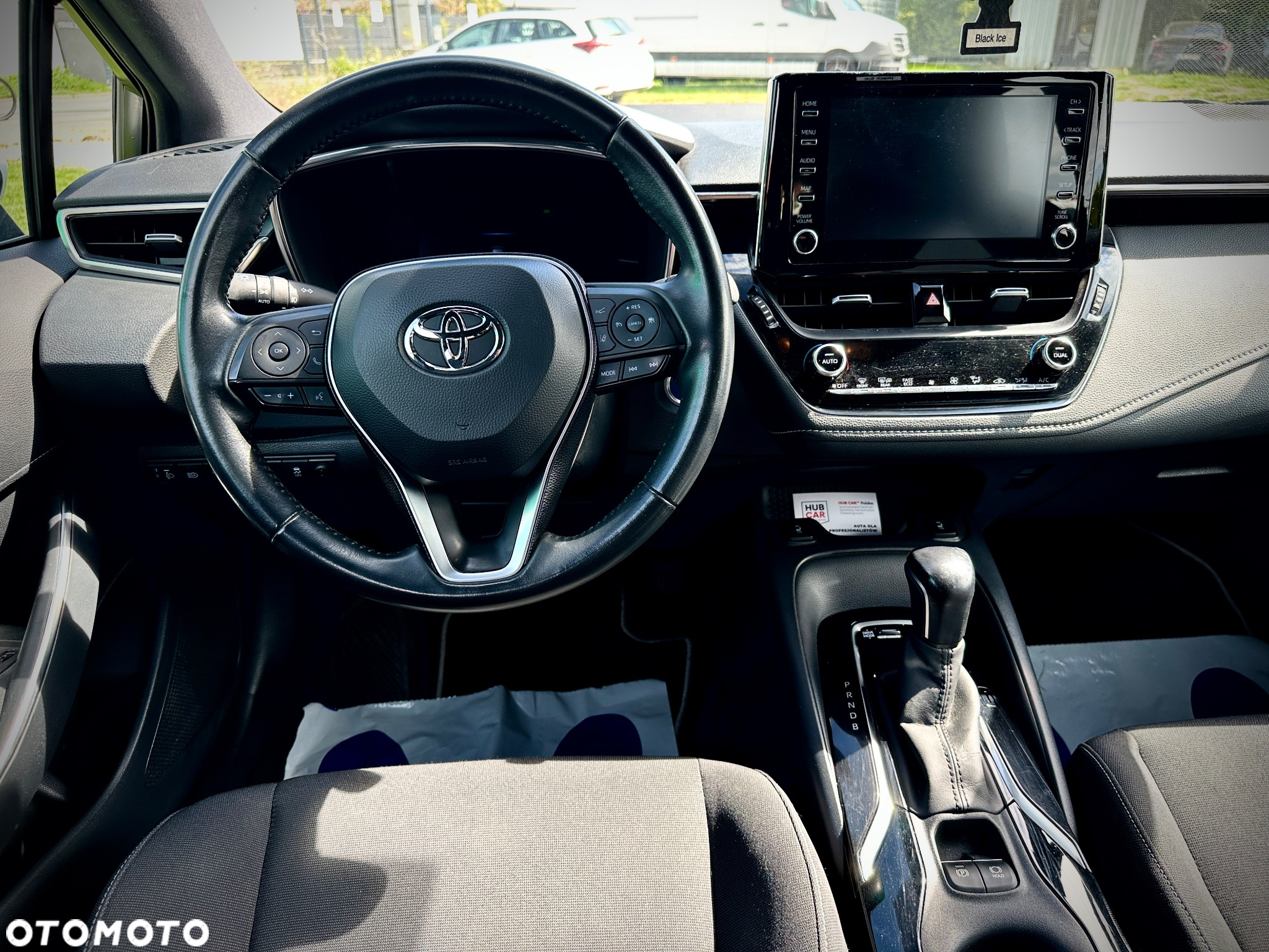 Toyota Corolla 1.8 Hybrid Comfort - 23