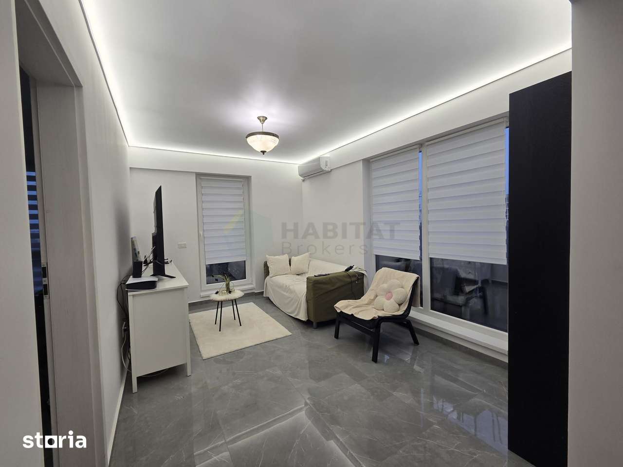 Apartament 2 camere | 77 mp total | 3 balcoane - Imagine principală: 2/19