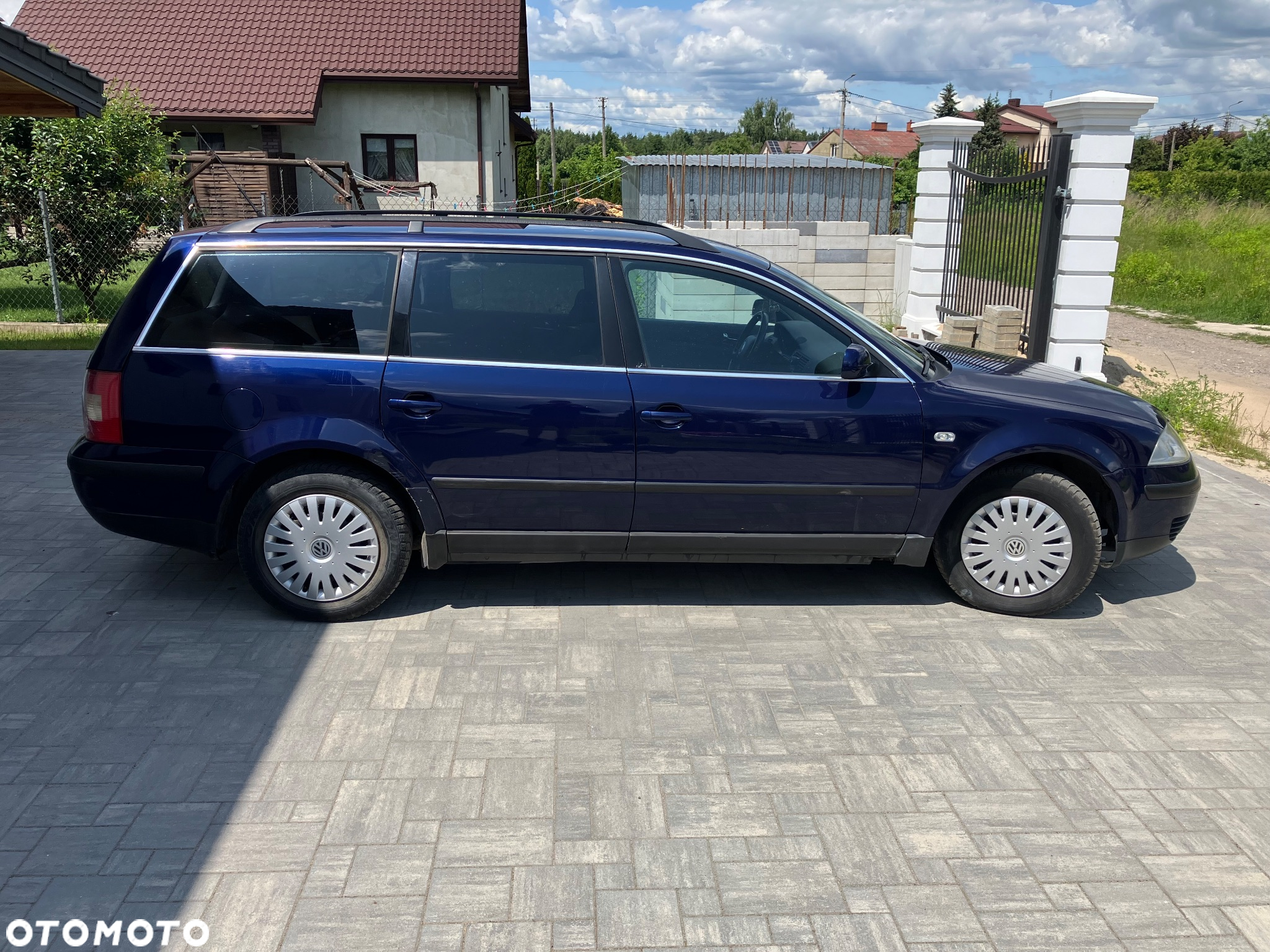 Volkswagen Passat 1.9 TDI Highline - 4