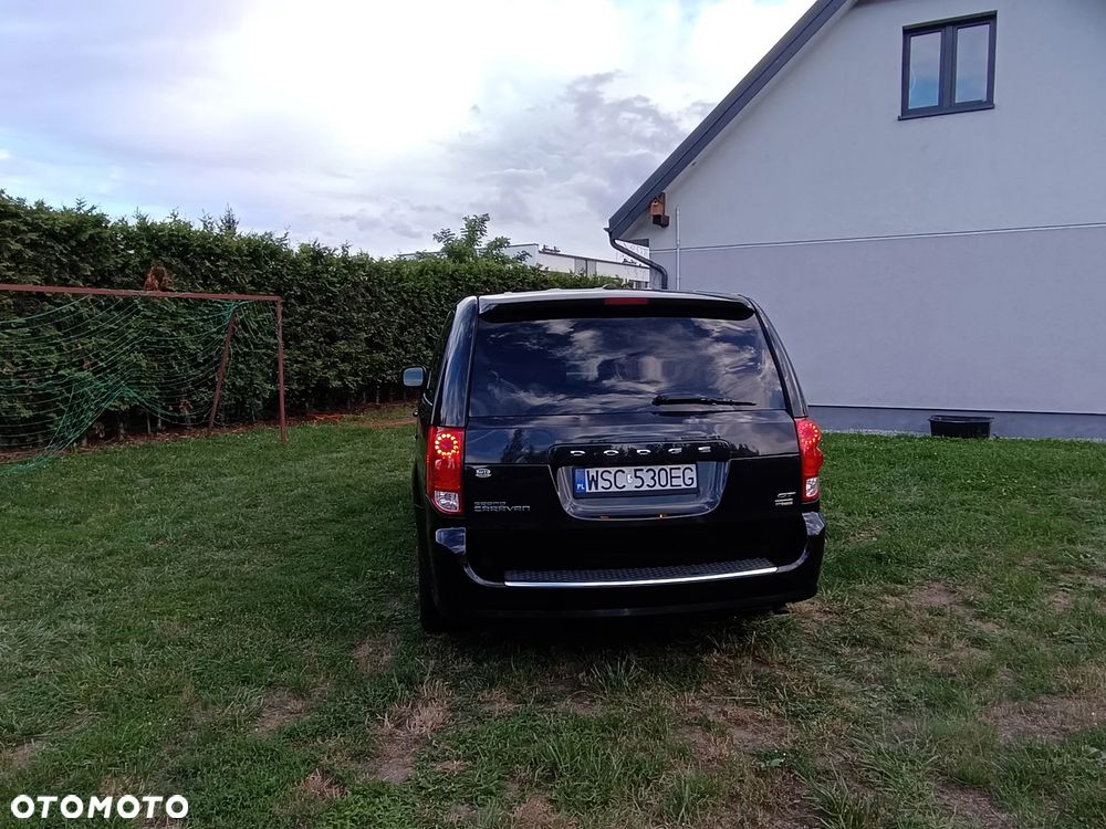 Dodge Grand Caravan 3.6 R/T - 5
