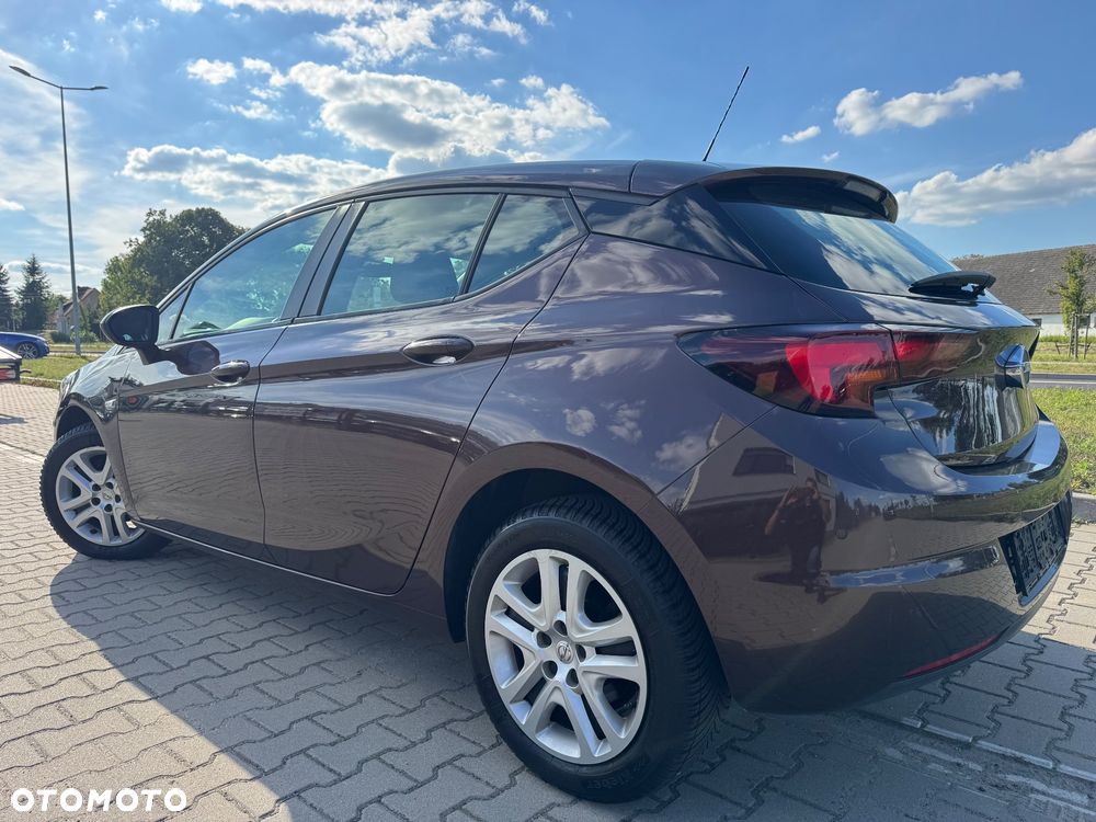 Opel Astra 1.4 T Dynamic - 10