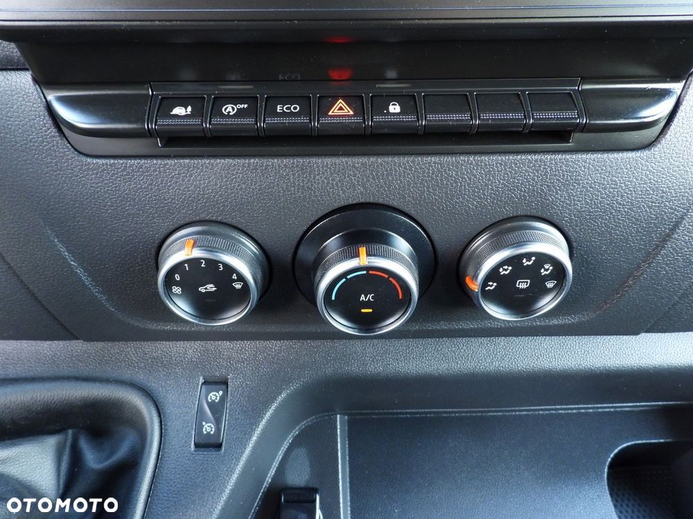 Renault MASTER FURGON BRYGADÓWKA 7 MIEJSC TEMPOMAT NAWIGACJA LEDY KLIMATYZACJA  180KM - 34