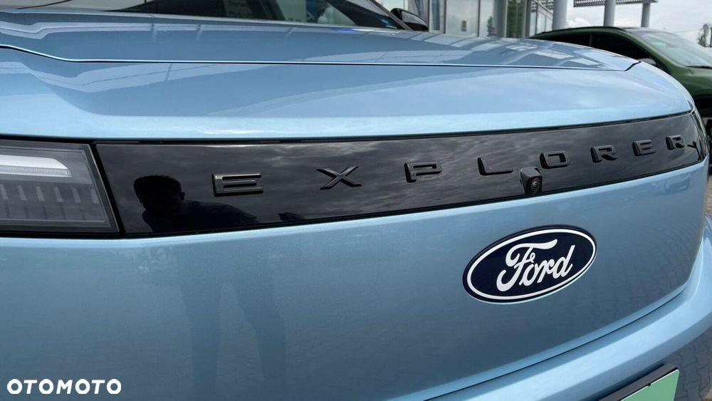 Ford Explorer - 10