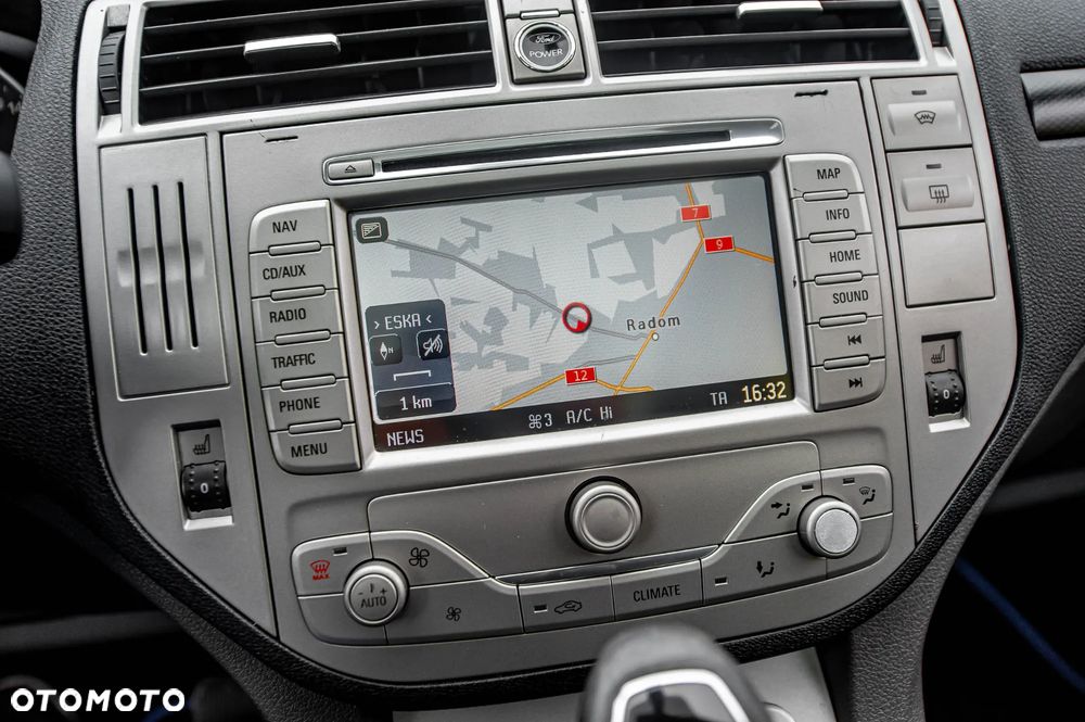 Ford Kuga 2.5 4x4 Titanium - 31