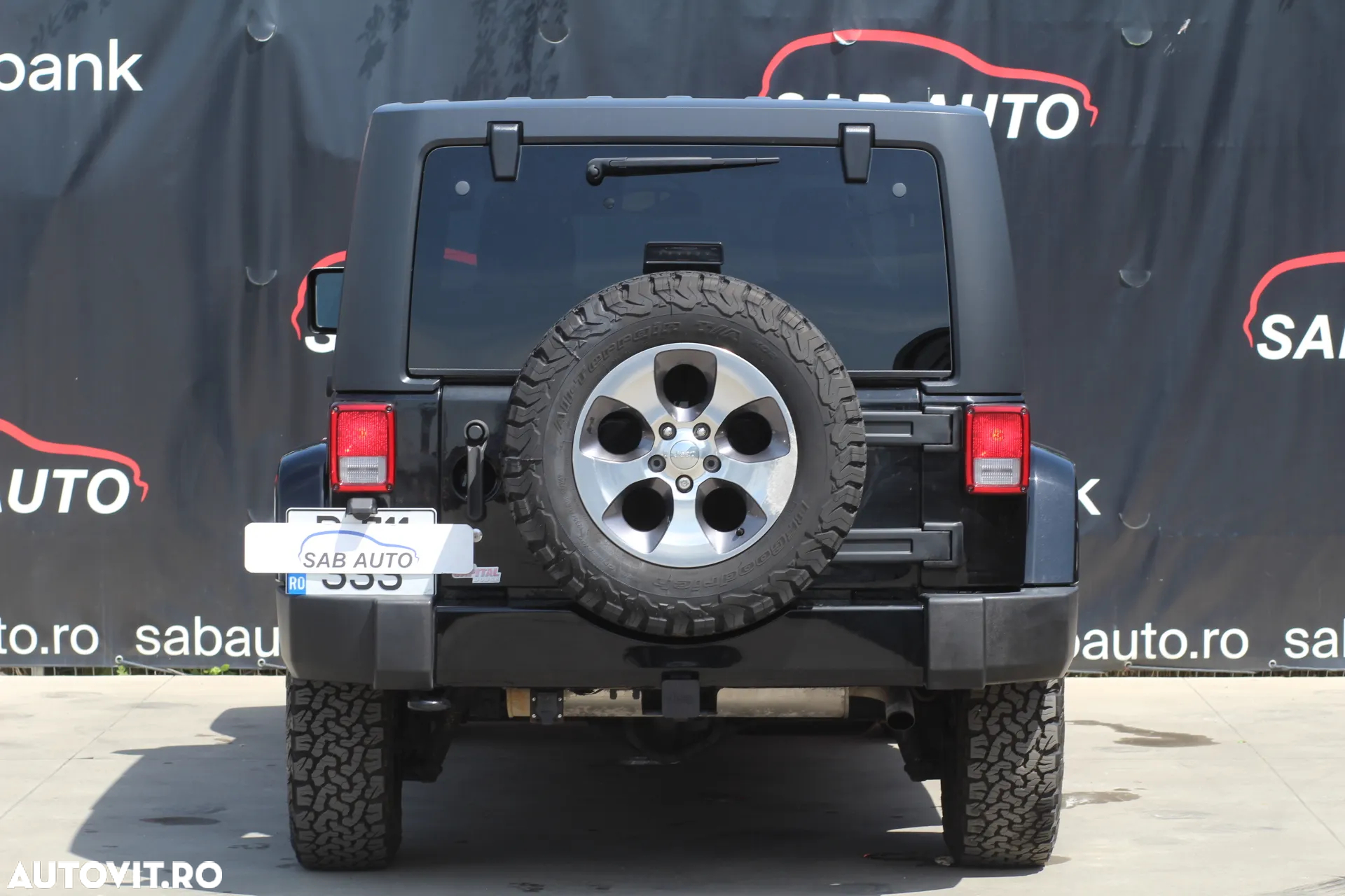 Jeep Wrangler - 15