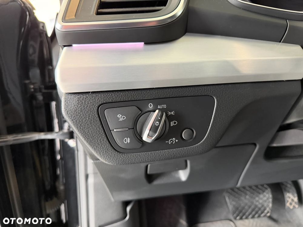 Audi Q5 50 TFSI e Quattro S Line S tronic - 16