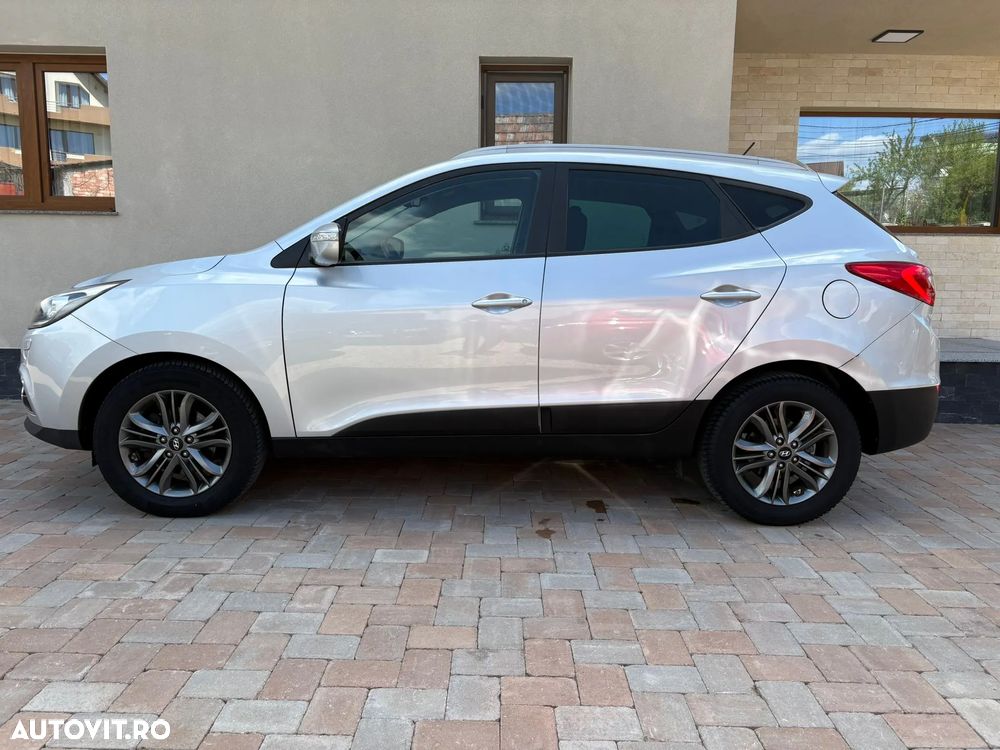 Hyundai ix35 2.0 CRDI 4WD Automatik Trend - 2