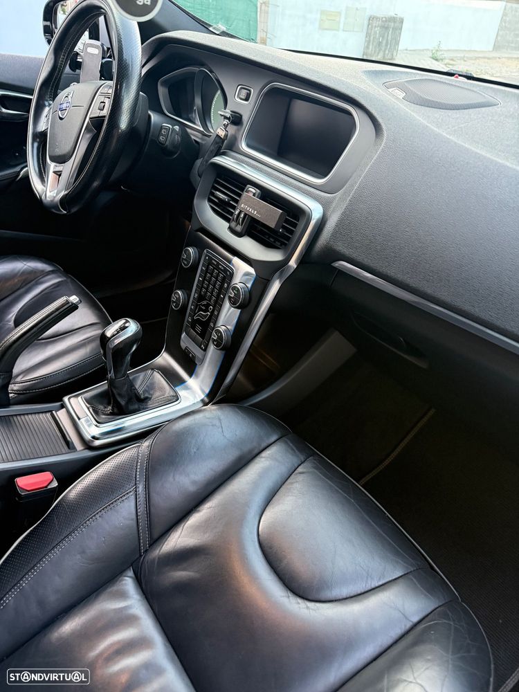 Volvo V40 D4 RDesign - 13