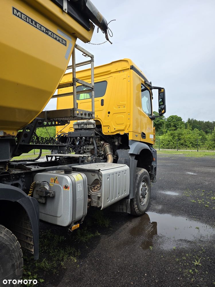 Mercedes-Benz Arocs 2043 + naczepa wywrotka Meiller - 3